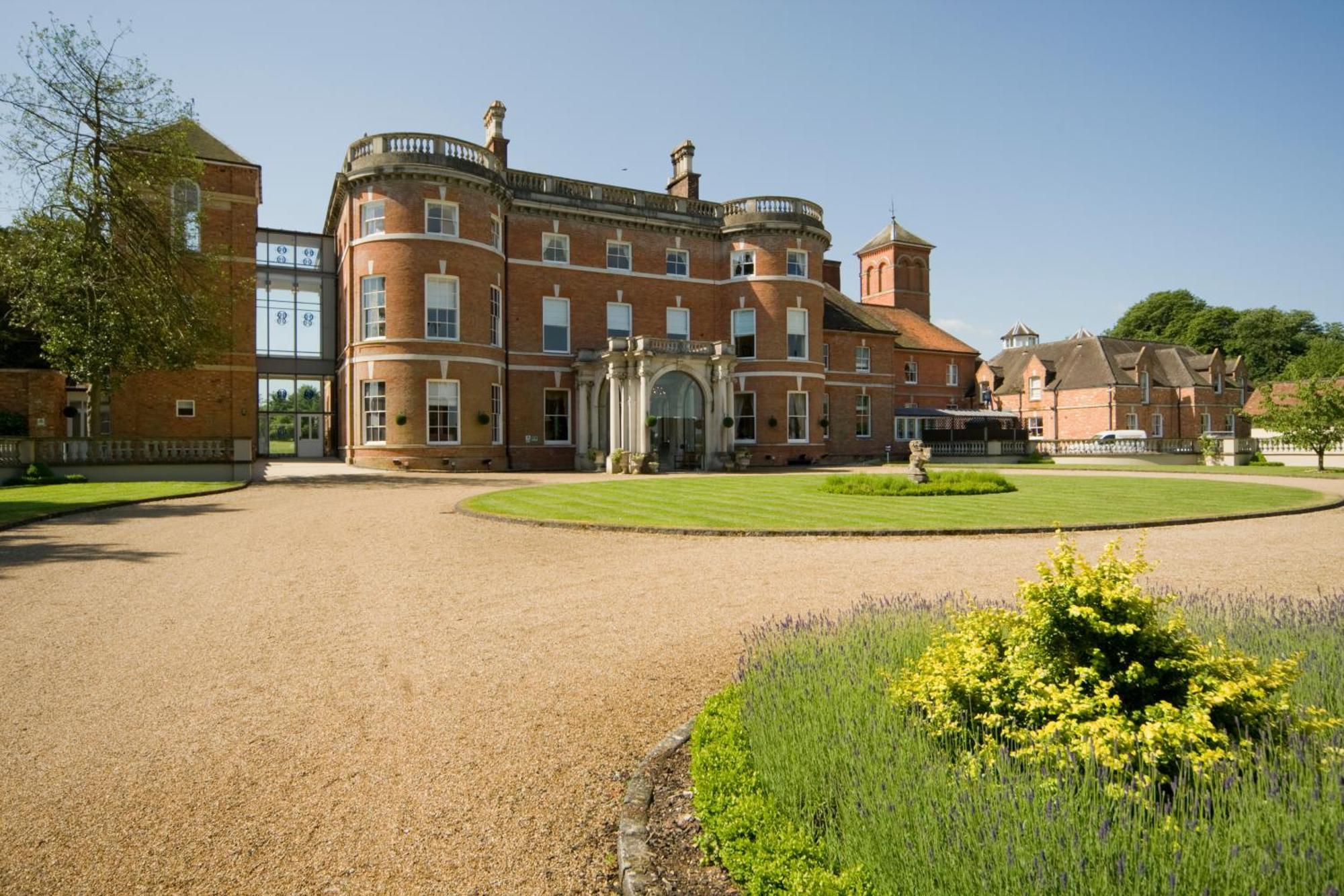 Oakley Hall Hotel Basingstoke Buitenkant foto